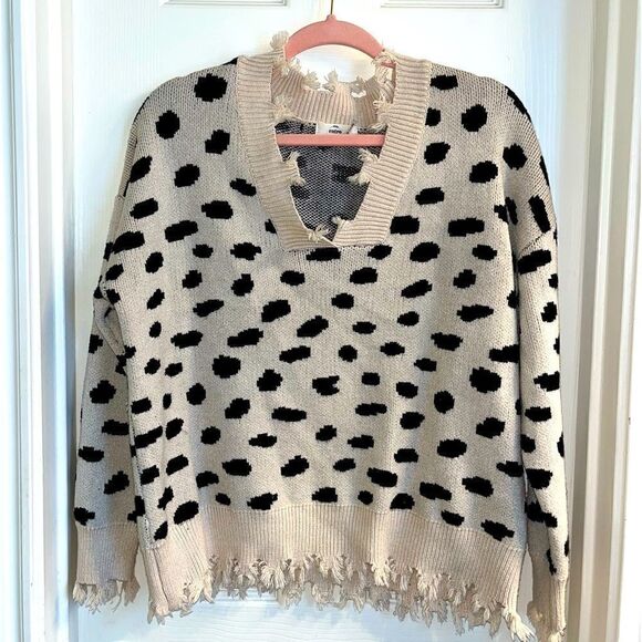 Entro Pullover Sweater   - Picture 1 of 5